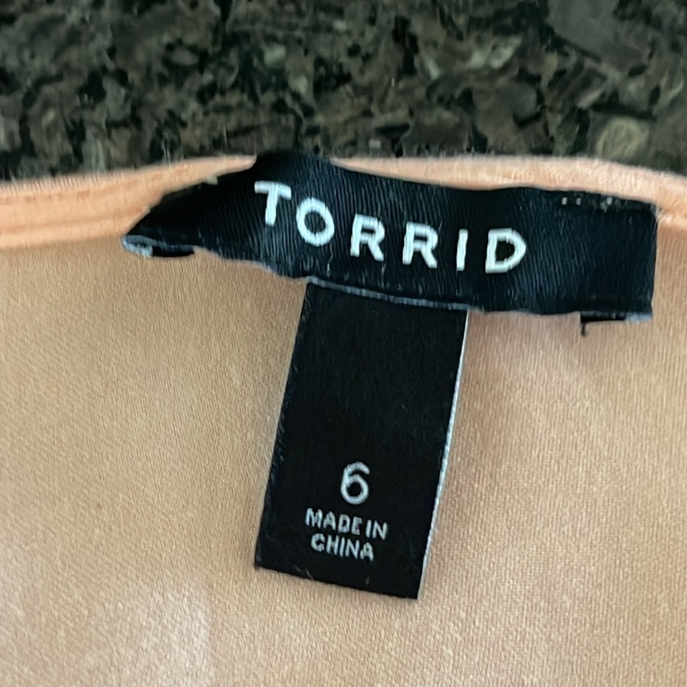Torrid Ruffled Hem Kimono In Light Peach - Picture 7 of 8